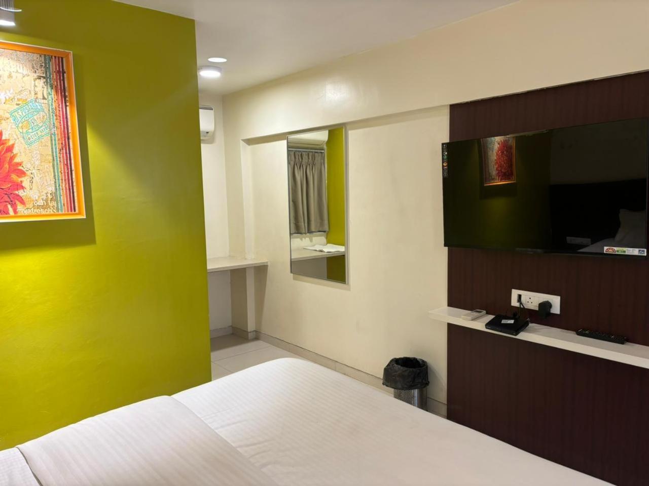 Hotel Haldi Nashik Εξωτερικό φωτογραφία