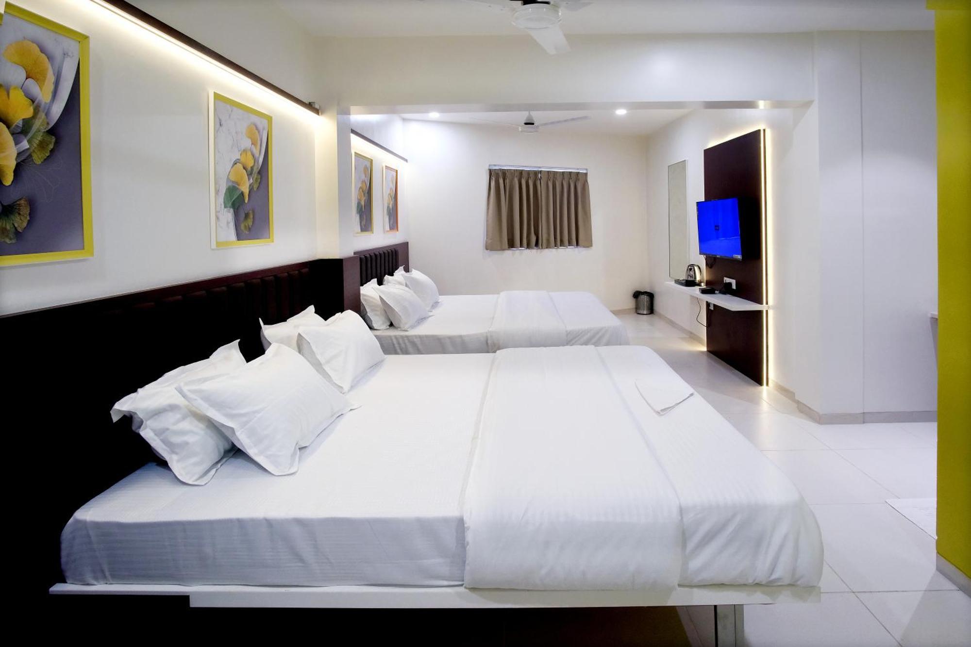 Hotel Haldi Nashik Εξωτερικό φωτογραφία